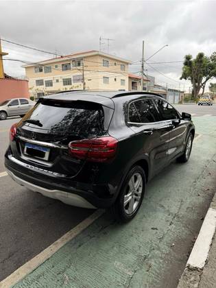 MERCEDES-BENZ GLA 200 1.6 CGI FLEX STYLE 7G-DCT